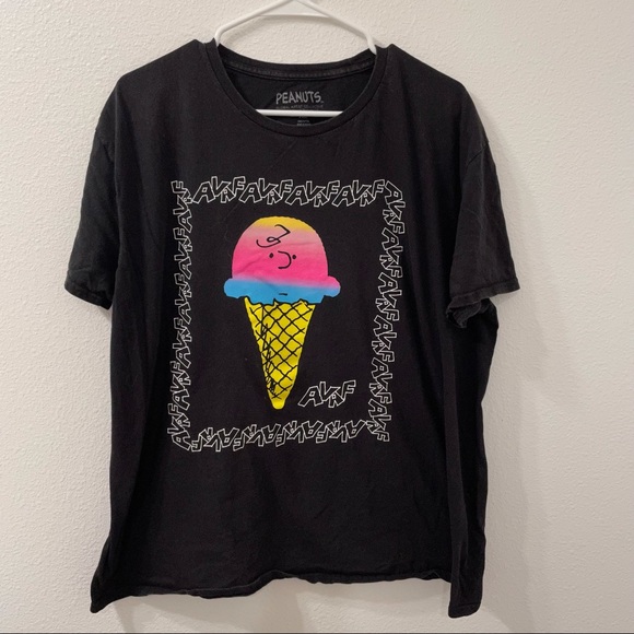 Peanuts Tops - Peanuts Charlie Brown ice cream rainbow shirt black XL